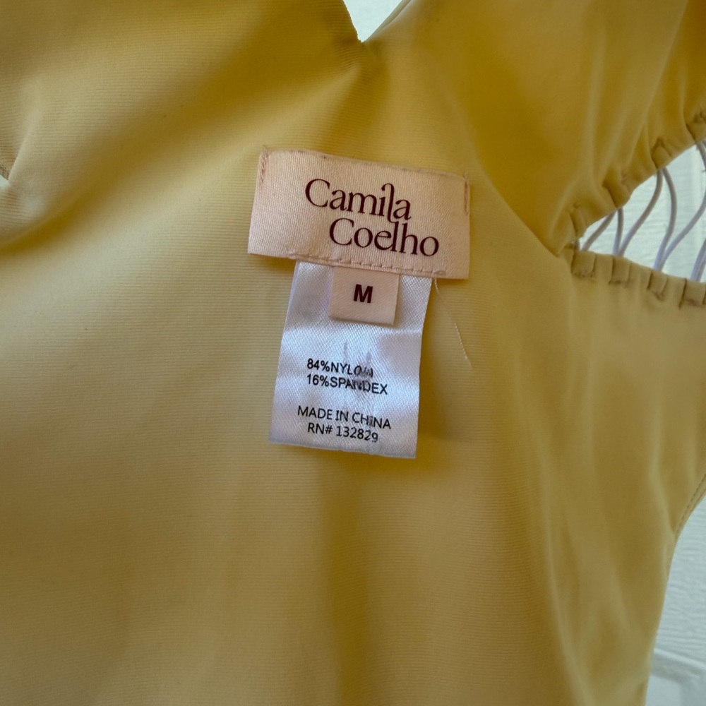 NWT Camila Coelho Caprice One Piece in Light Beige Size Medium - Picture 8 of 8